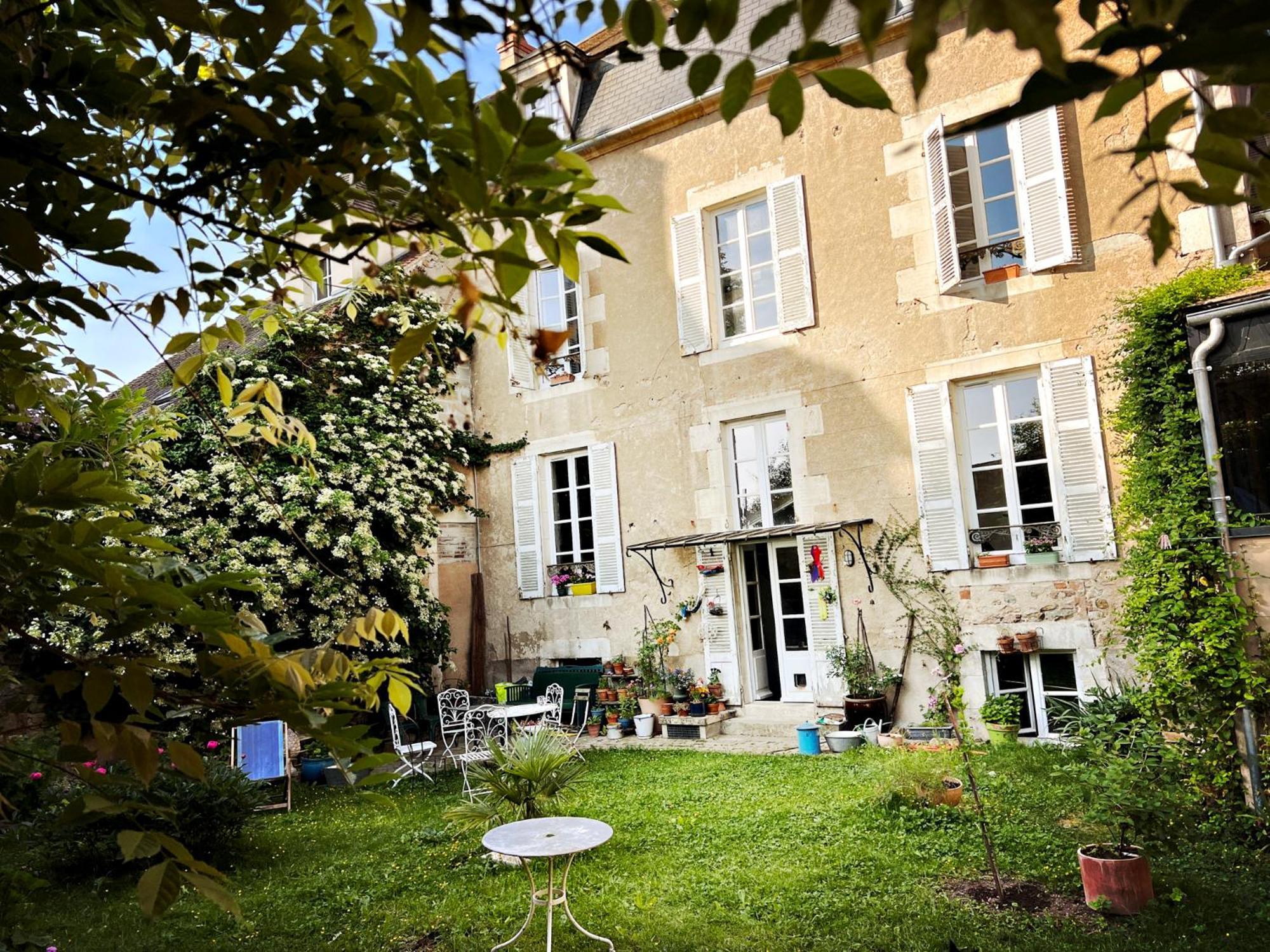 Maison Beurdelaine Avallon Exterior photo
